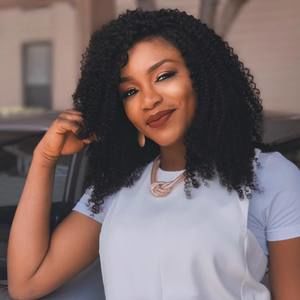 Meet your Posher, Modupeola